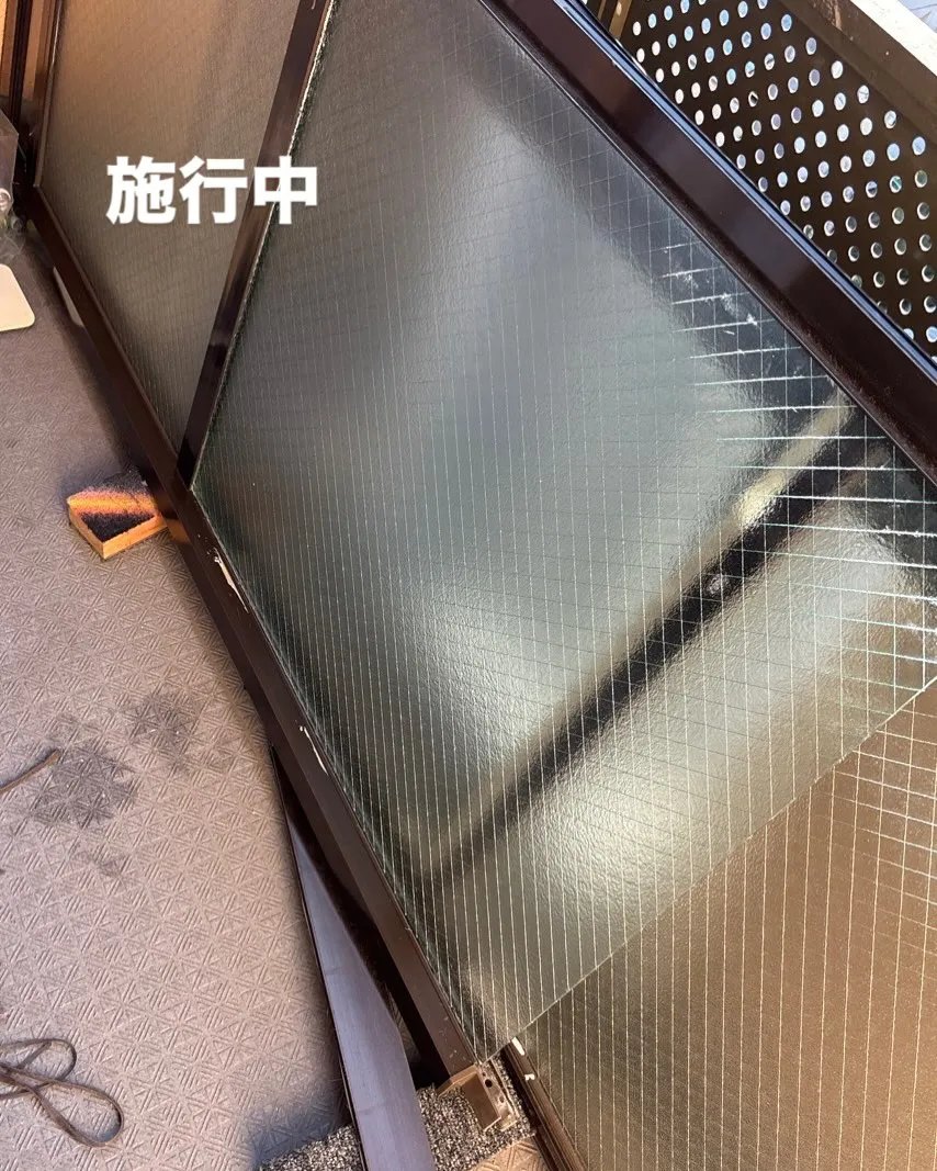 施工紹介【ガラス交換】